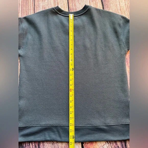 Women’s L.L. Bean teal pull over waffle weave long sleeve shirt top. Size medium - Picture 12 of 15